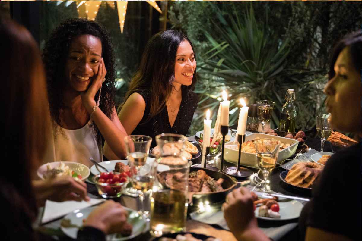 cozy-dinner-party-is-part-of-25-best-bithday-ideas-for-adults