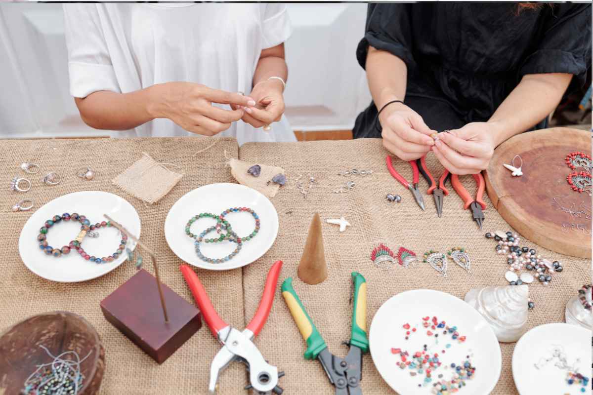 jewelry-making-is-also-part-of-cute-birthday-party-ideas-for-women
