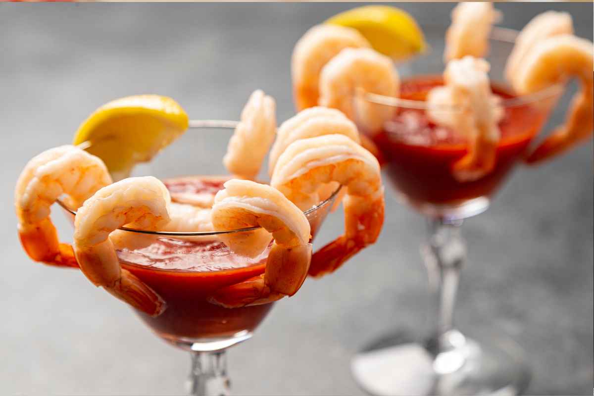 shrimp-cocktail-is-also-part-of-25-christmas-appetizer-ideas