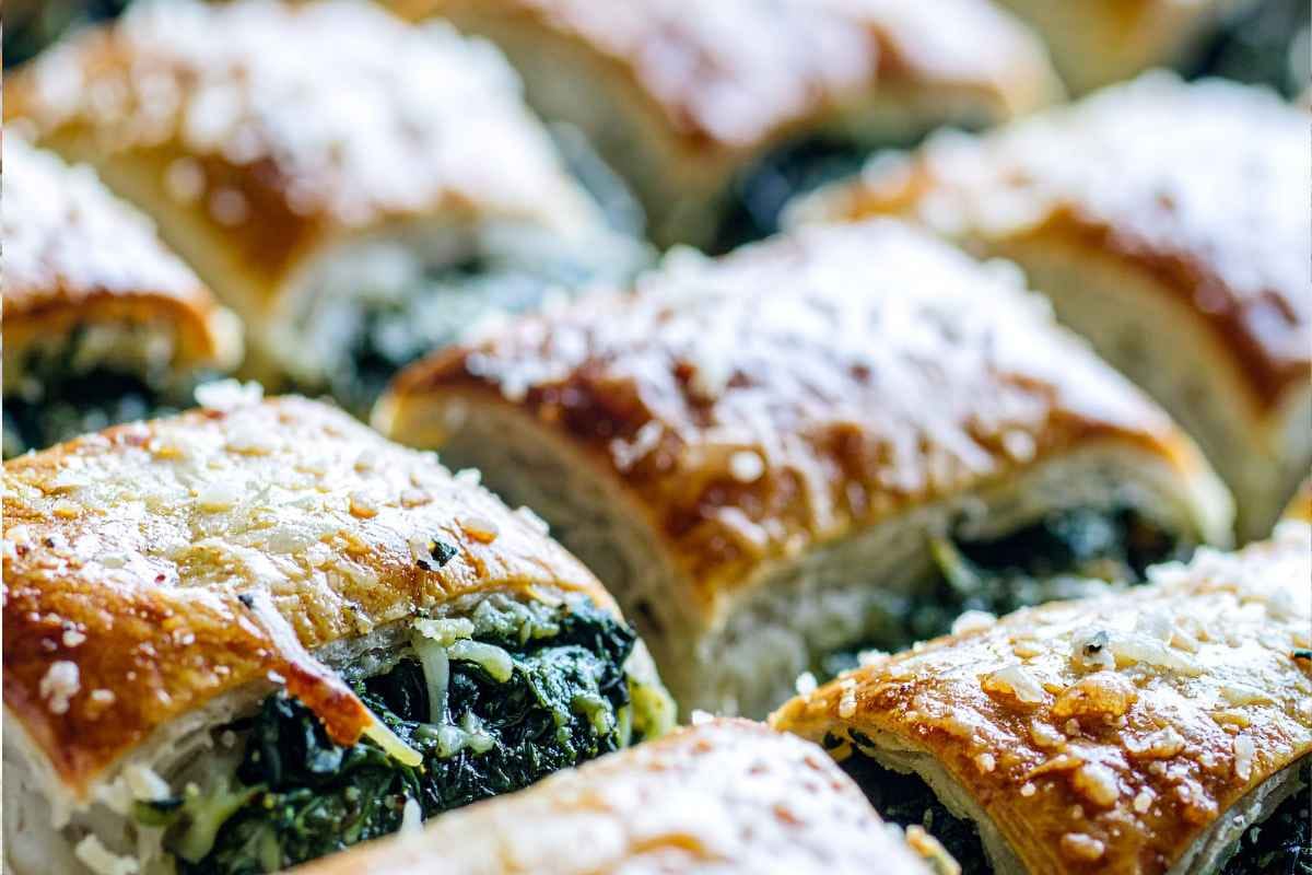 spinach-and-feta-phyllo-cups