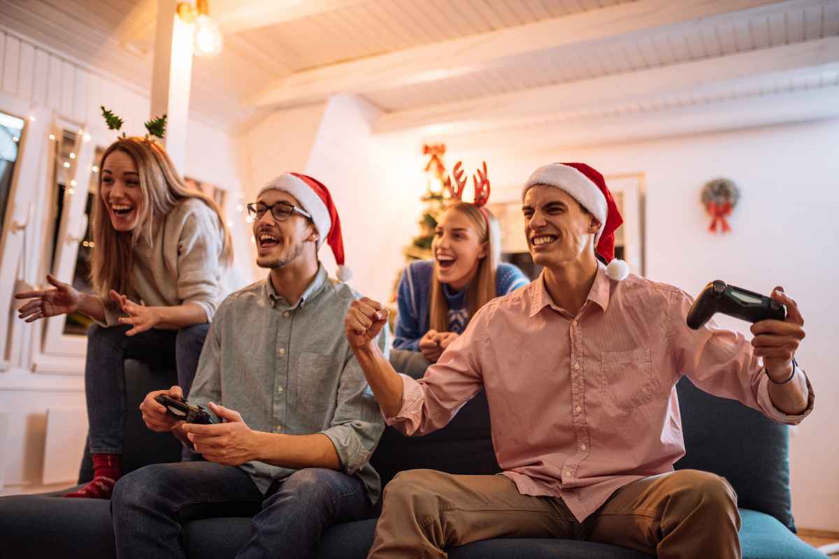 playing-games-is-also-part-of-25-christmas-ideas