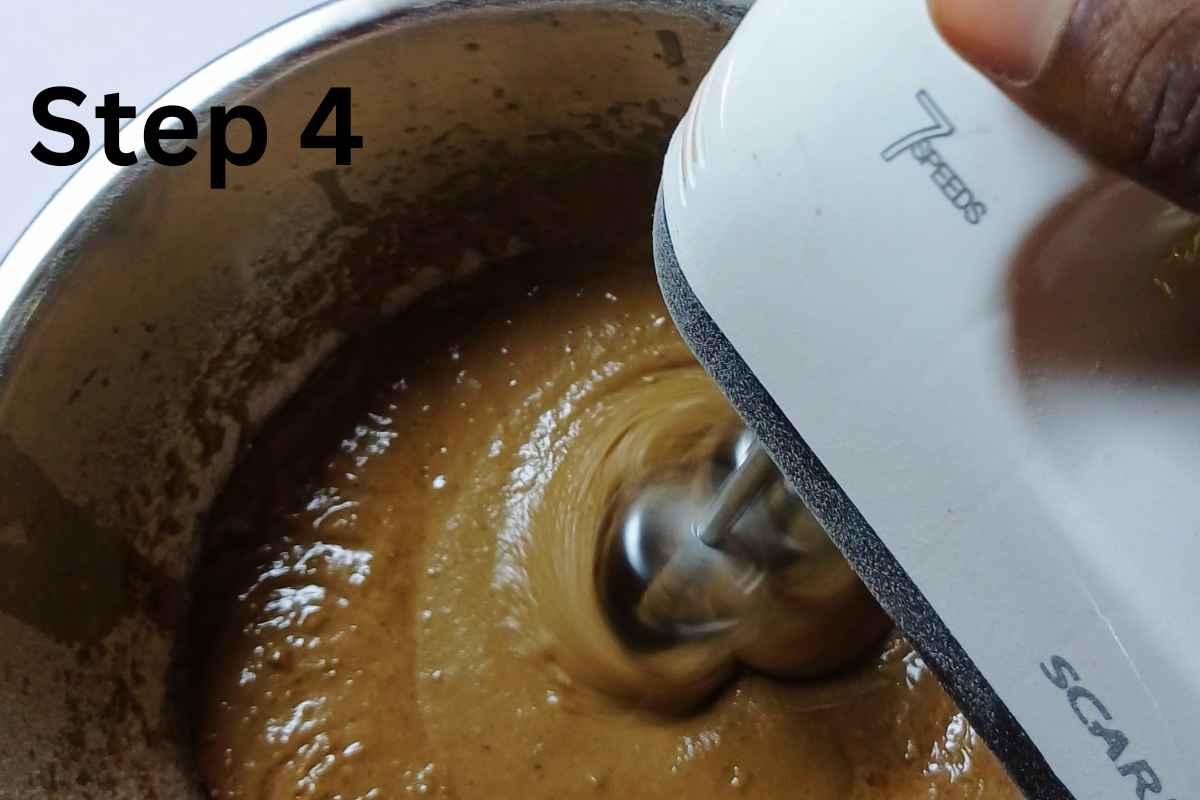 mixing-batter-to-have-a-smooth-consistency