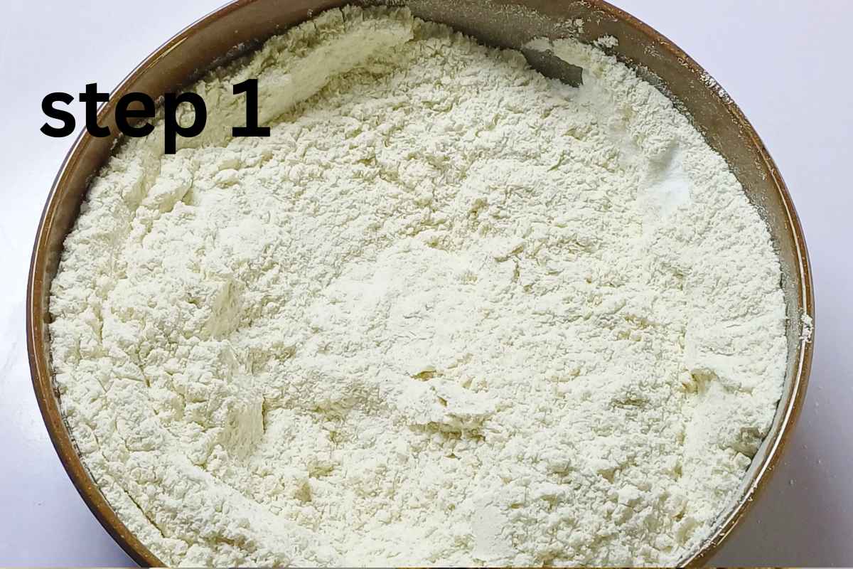 dry-mixed-ingredients -for easy chocolate-chip-cookies-recipe