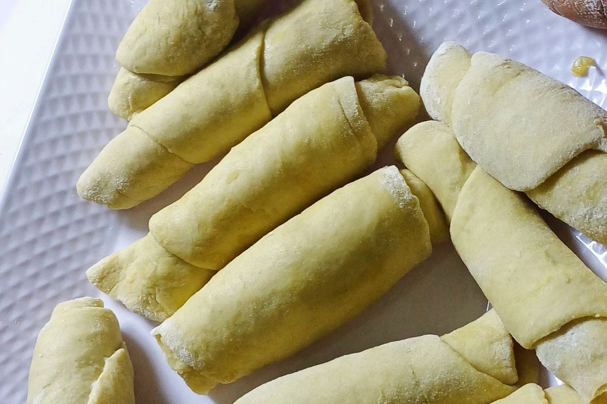 raw-meat-pie-dough