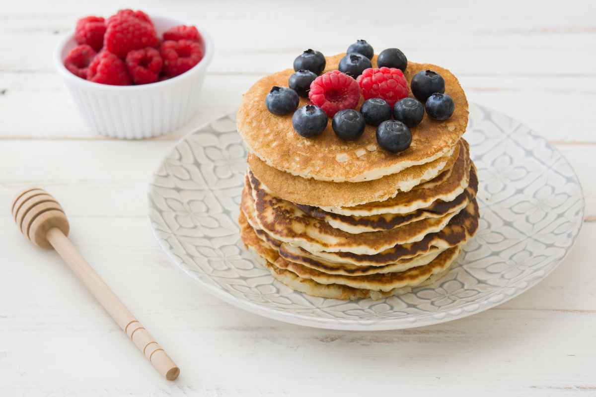 freshly-made-pancake-is-part-of-christmas-brunch-ideas-
