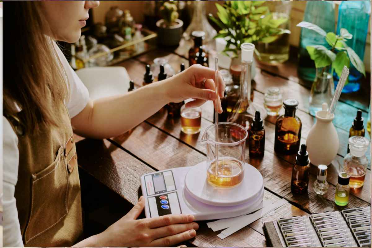perfume-making-is-also-part-of-cute-birthday-party-ideas-for-women
