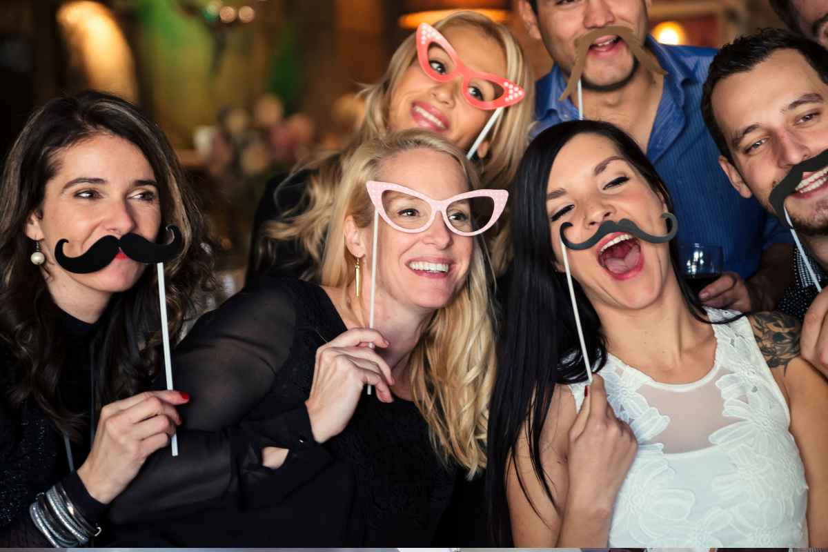 photo-booth-is-also-part-of-25-christmas-party-ideas